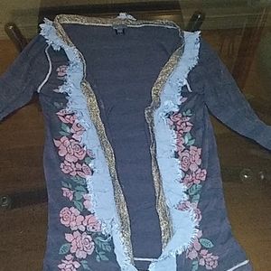 BKE super cute cardigan